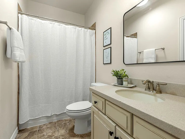 900 Sonoma Dr — Photo 16
