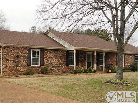 2nd image of 1011 River Rock Blvd