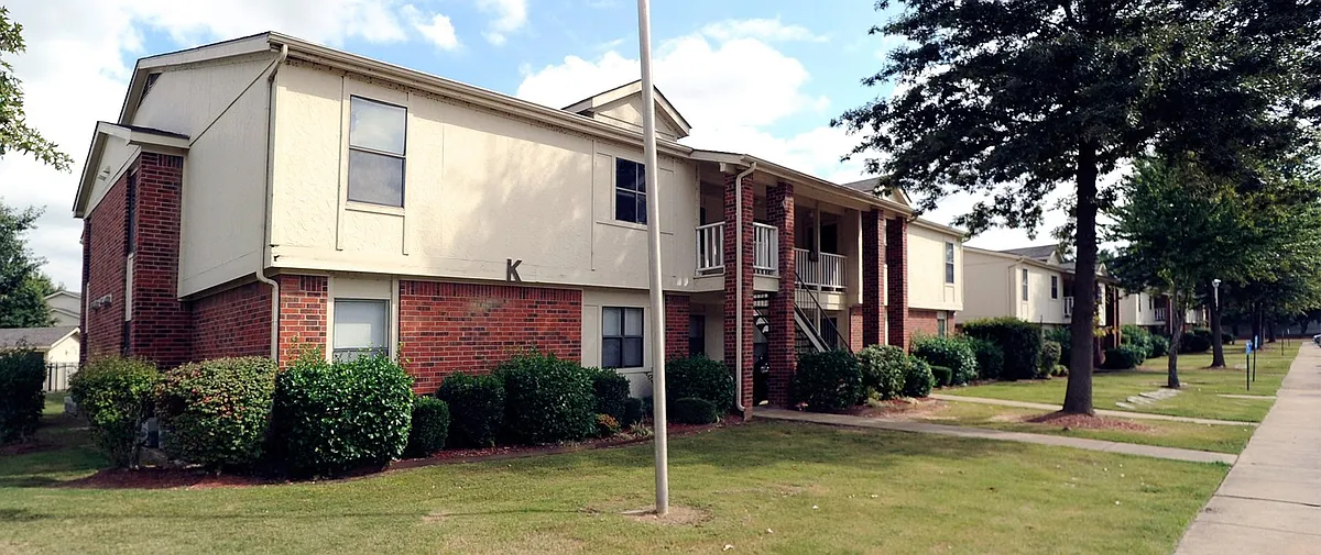 Building Photo - Gladiola Estates