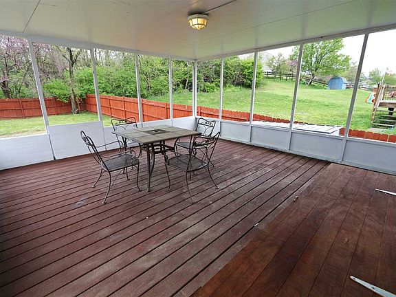 4th image of 2569 Evergreen Dr