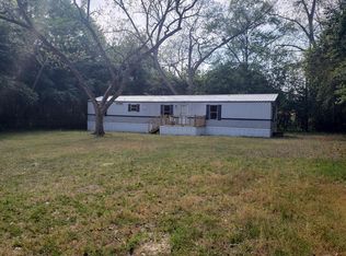 628 Community Dr, Waycross, GA 31501