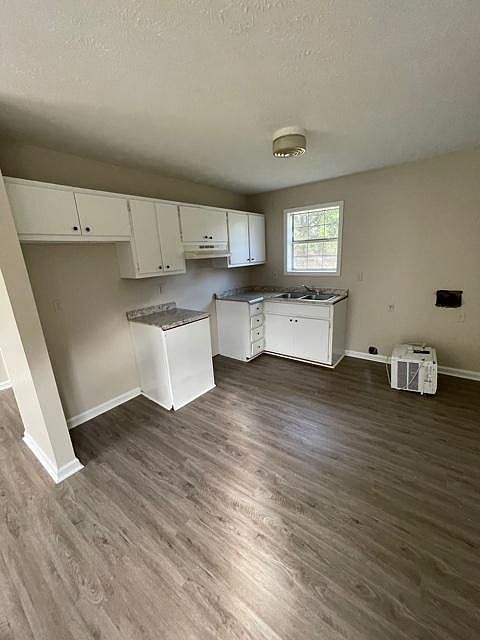 2nd image of 1166 Ferrell St