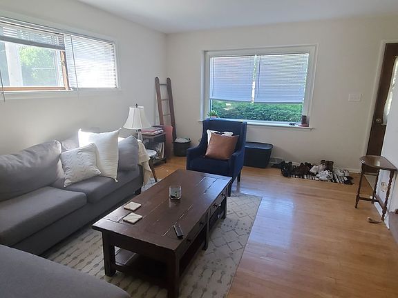 5th image of 7045-47 W Milwaukee Ave #7047