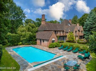 33 Midwood Rd, Greenwich, CT 06830