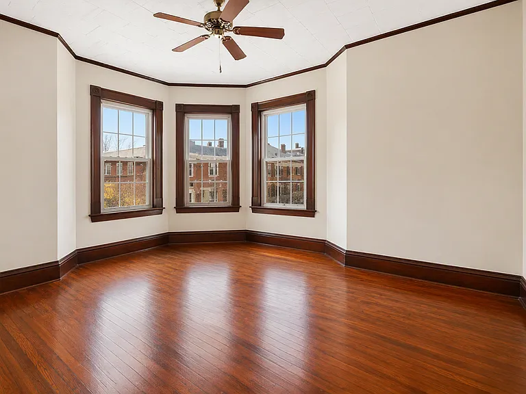 35 Eustis St #2 — Photo 3
