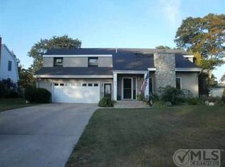 415 Elm St, Gladstone, MI 49837