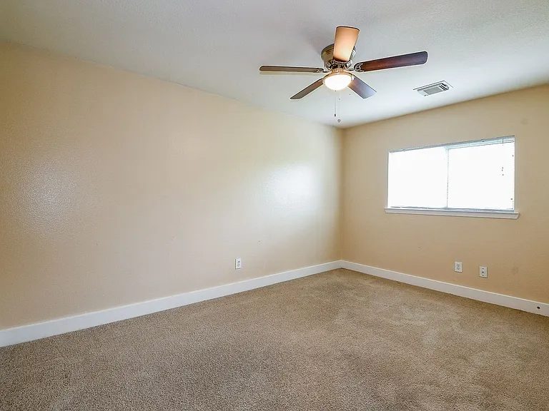 5830 Silver Oak — Photo 21