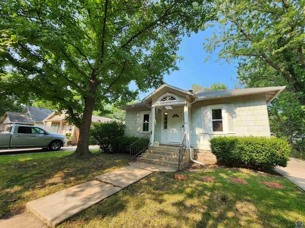 1309 Walnut St, Emporia, KS 66801