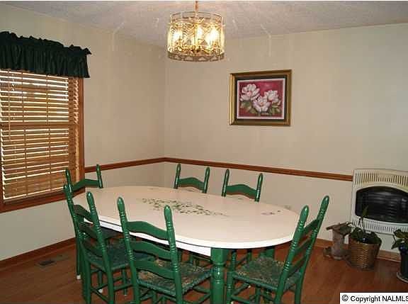 3rd image of 130 Singletree Dr