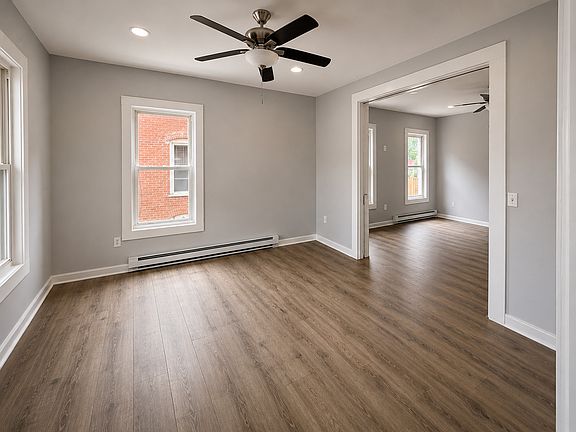 3rd image of 848 Thomas St #850