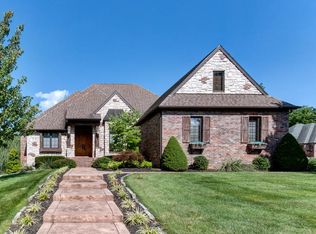 2478 S Wind Song Ave, Springfield, MO 65809