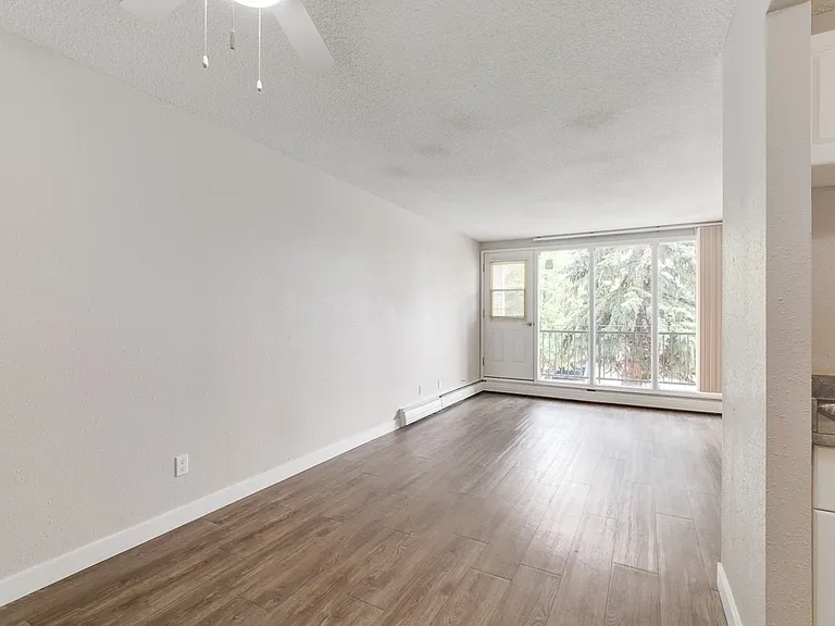 9700 Bonaventure Dr SE — Photo 11