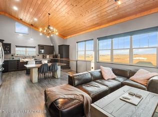 2 W Geronimo Ln, Daniel, WY 83115