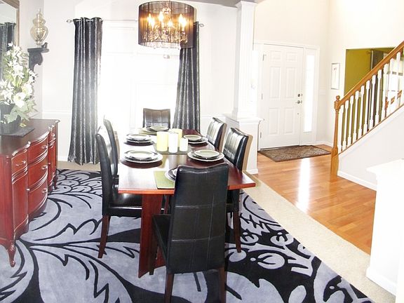 Formal dining room