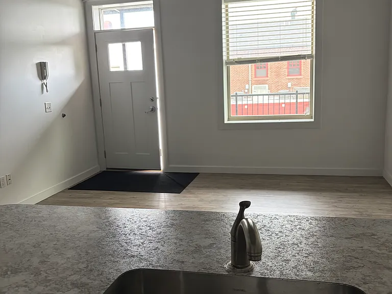 48 Stutson St — Photo 5