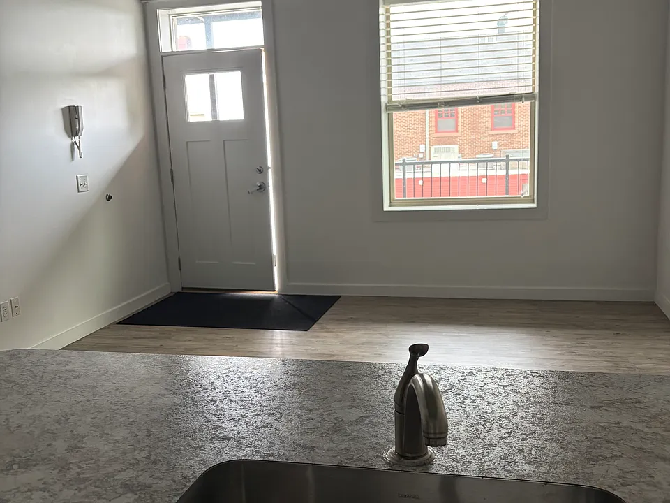 44 Stutson St #44