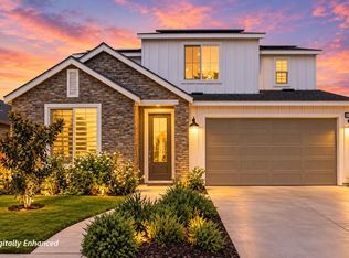 6154 E Ramona Way, Fresno, CA 93727