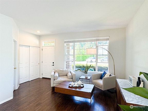 5th image of 16321 34th Drive SE