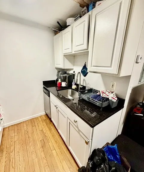 40 Clark St #B — Photo 6