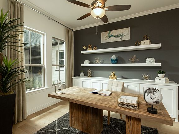 mustang_lakes_tuscola