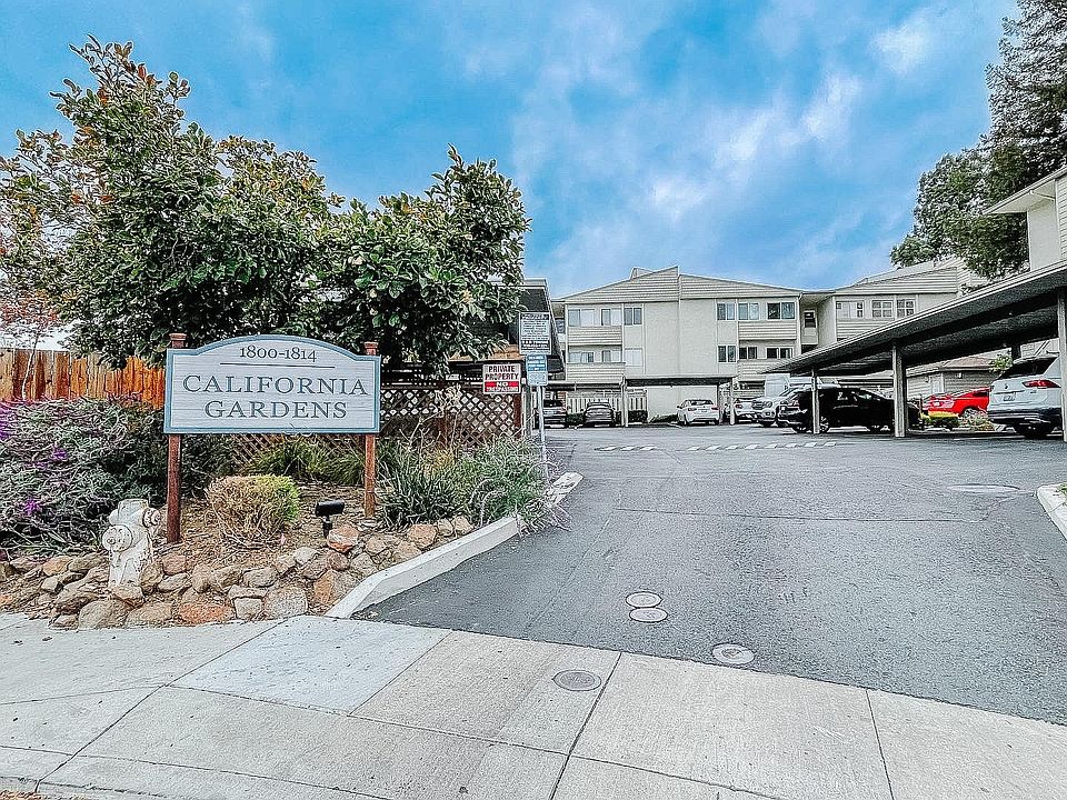 Complex Entrance