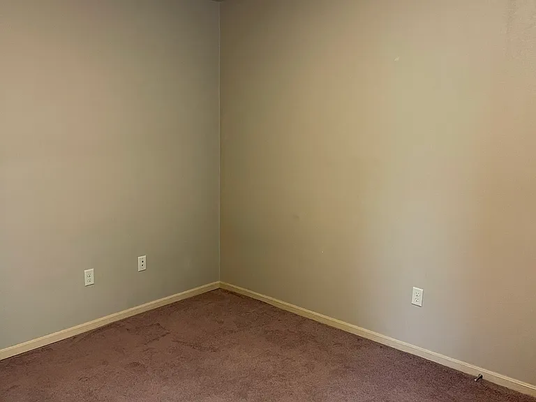 328 N Dubuque St #1 — Photo 8
