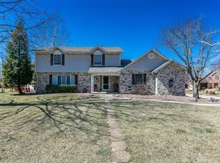 45 Donna Ct, Glen Carbon, IL 62034