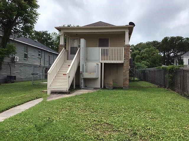 1st image of 4615 Avenue Q 1/2