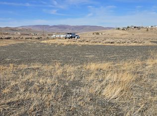 1405 Hooten Dr, Silver Springs, NV
