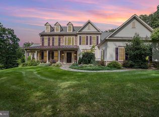 355 Quaker Hill Rd, Morgantown, PA 19543