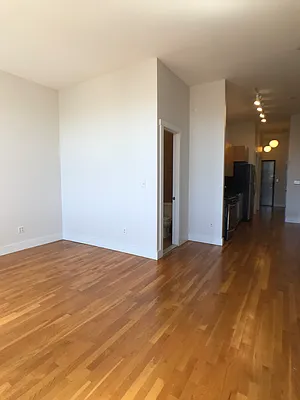 Rented by City Vista Inc | media 6