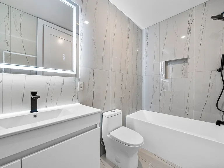 13 Manhattan Ave #1 — Photo 6