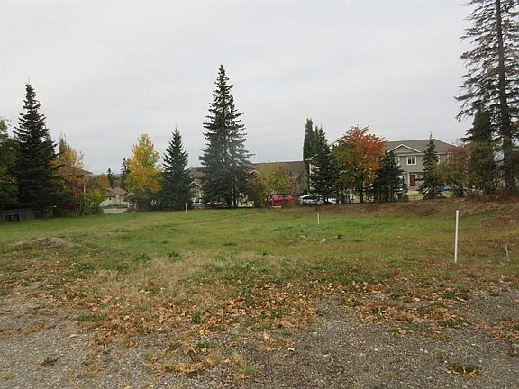 2nd image of 5137 52nd St