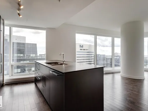 10360 102nd St NW #3307, Edmonton, AB T5J 0K6