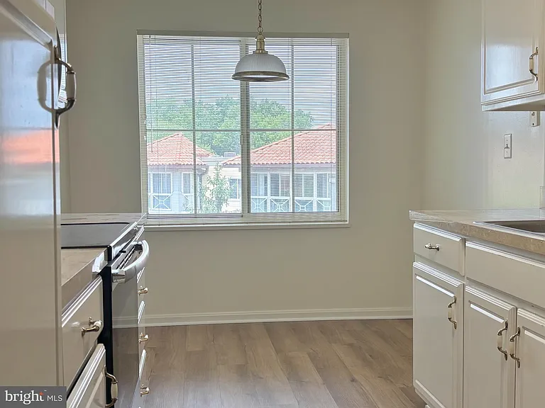 14800 Pennfield Cir #408 — Photo 13