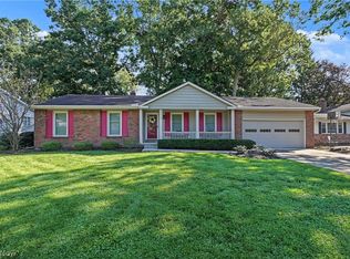 4617 Commodore Dr, Stow, OH 44224