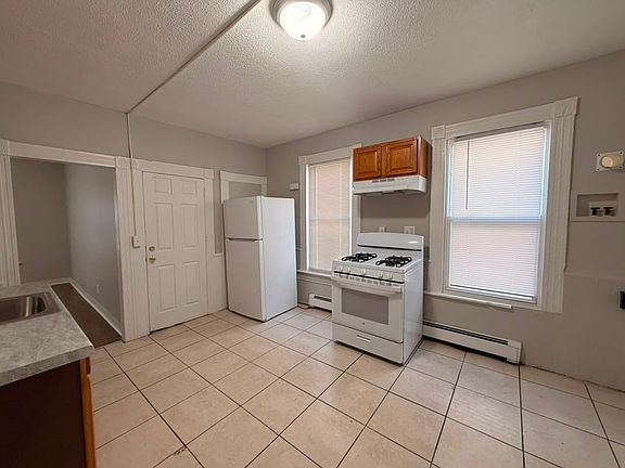5th image of 38 Daggett St #1A