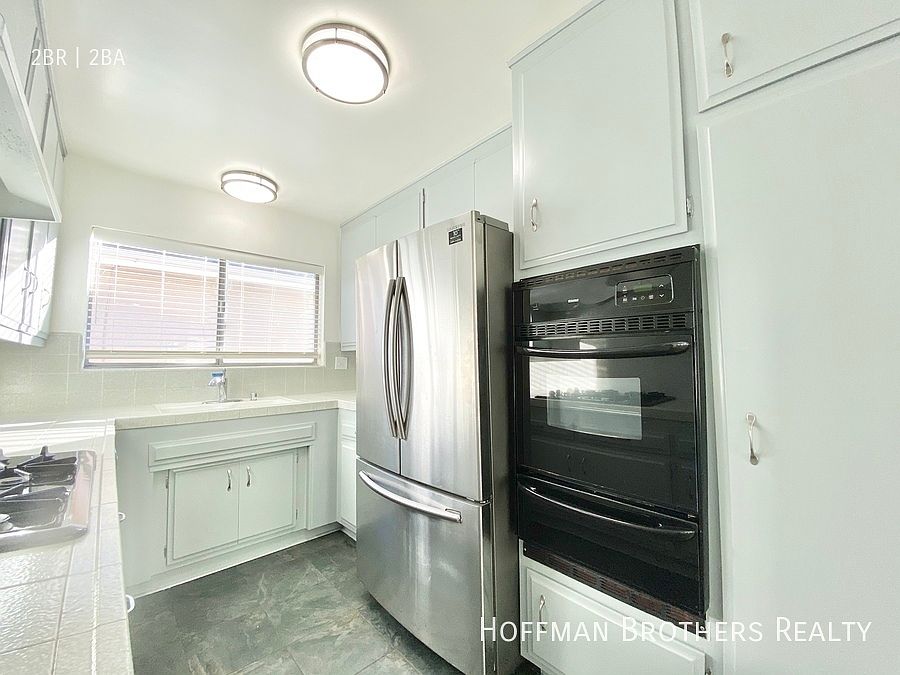 1st image of 1446 S Canfield Ave #7A