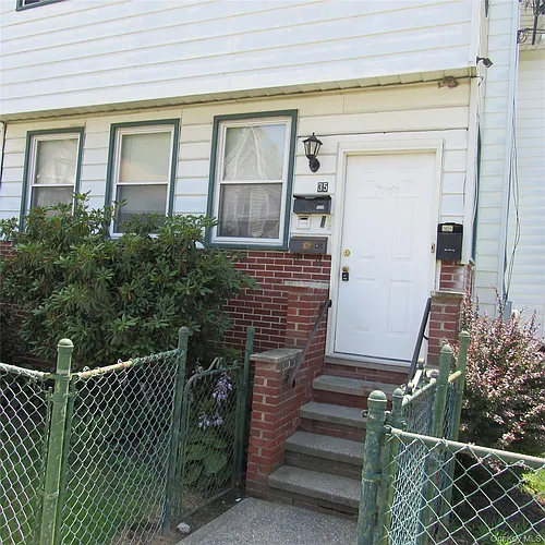 35 Taylor Ave Photo 1