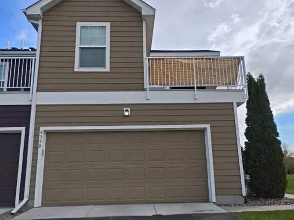 8390 Goldenrod Ln N, Maple Grove, MN 55369