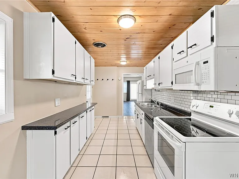 533 Euclid Ave — Photo 6