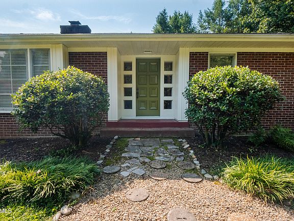 3rd image of 5228 Pinnacle Dr