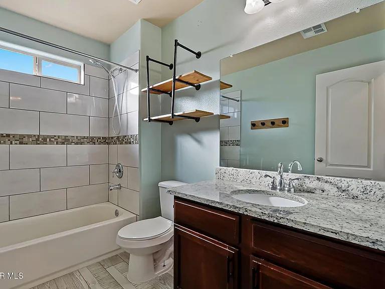 3921 Desert Dunes Dr — Photo 33