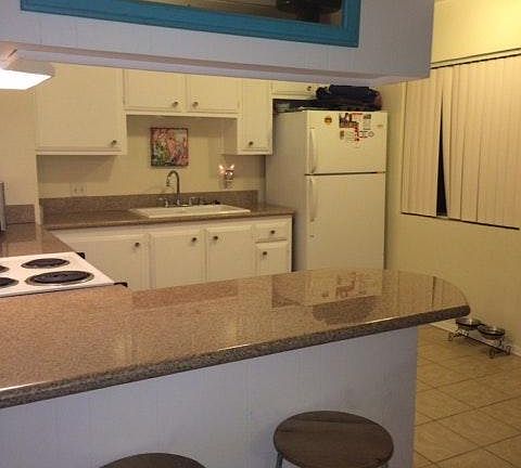 Unit #12 Kitchen Bar