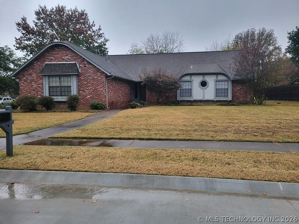 1st image of 1608 S Laurel Ave