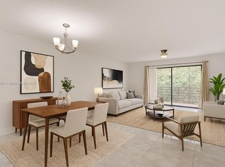 136 S Cypress Rd APT 323, Pompano Beach, FL 33060