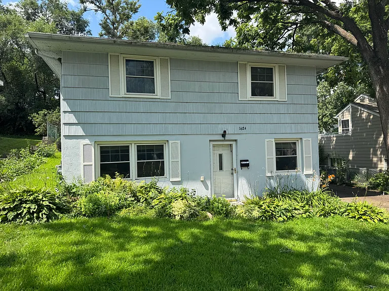 1624 Alabama Ave S — Photo 2