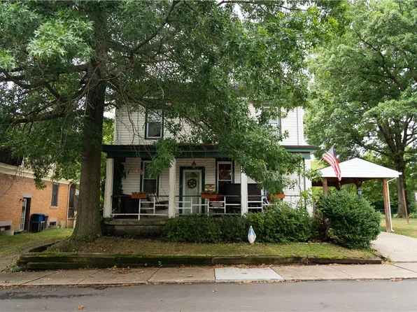 12 Dean St, Carnegie, PA 15106