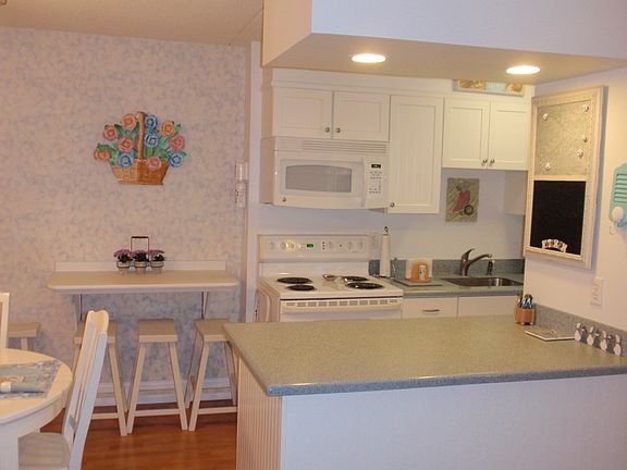 5th image of 935 Ocean Ave APT 205