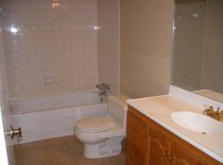 12400 Crosswinds Dr, Louisville, KY 40243